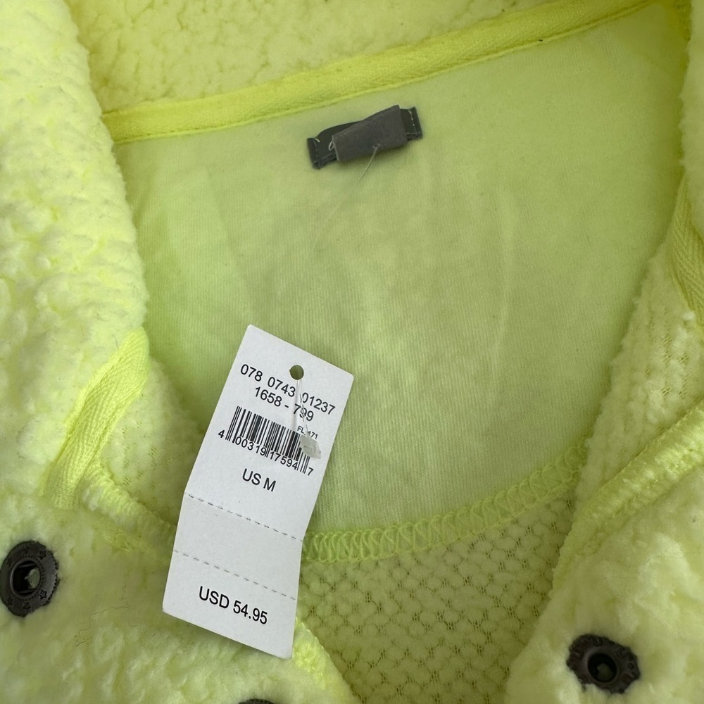 Aerie NWT Cloud Sherpa Oversized pullover tennis ball green sz medium 24” p2p - Picture 11 of 14